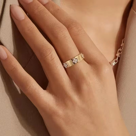 BAMOER 925 Sterling Silver Lucky Clover Moissanite Ring, Gold Plated D Color Round Cut Wide Band Ring for Women Wedding Gift